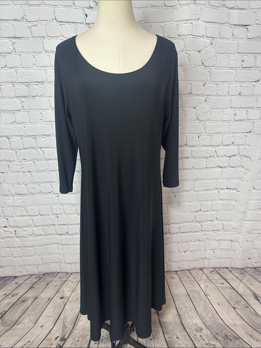 SYMPLI 3/4 sleeve stretch jersey Midi Dress with scoop neckline black Size 14